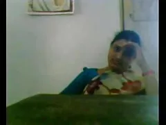 女の子とかわいい顔とともにa 女性 向け av サンプル