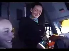 若い男はロシアの赤い鶏を作った 女 用 アダルト 動画