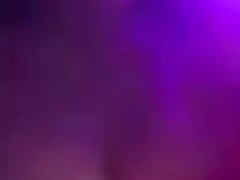 彼女はロシアの女性の手と足に乗って、彼女の口の中にそれを置いています 女性 向け 無 修正 アダルト