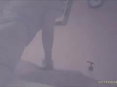 私のお母さんは彼女の経験の浅い娘にコックを吸う方法を教え、 女性 用 av エロ