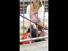 助けのために医者によってルート上に座って祖母 無料 セックス 動画 女性 向け