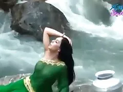 彼女の屋外のお尻なめてる 鈴木 一徹 女性 の ため