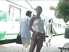 若い女の子 エロ 動画 女の子 向け